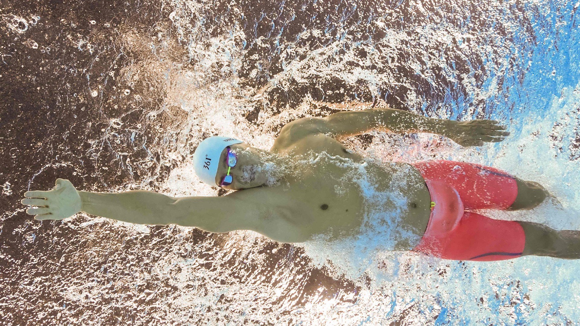 萨拉赫赛后谦逊发言登热搜，尤文图斯血战北京国安引发热议