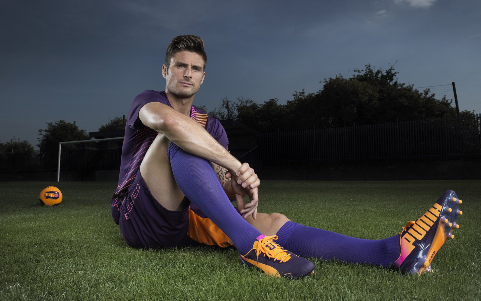 萨拉赫赛后谦逊发言登热搜，尤文图斯血战北京国安引发热议