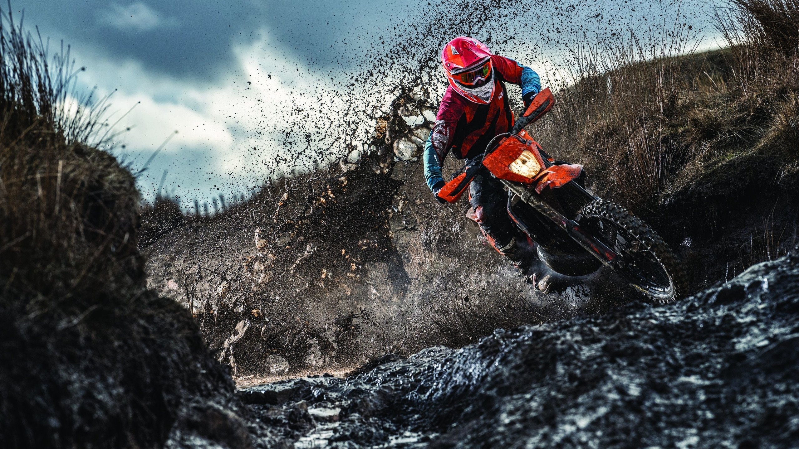 阿扎伦卡关键节点比分优势明显，篮网带队取胜！